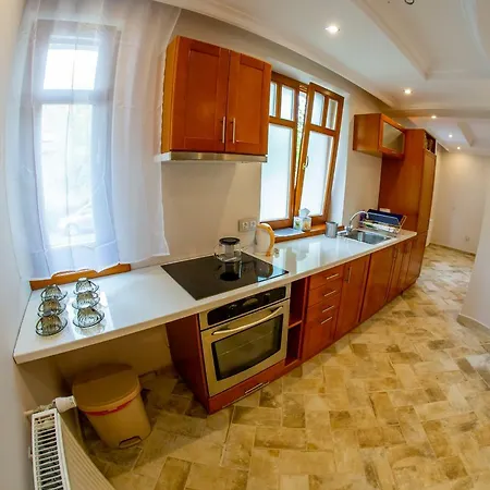 By Aranykert Bed & Breakfast Eger